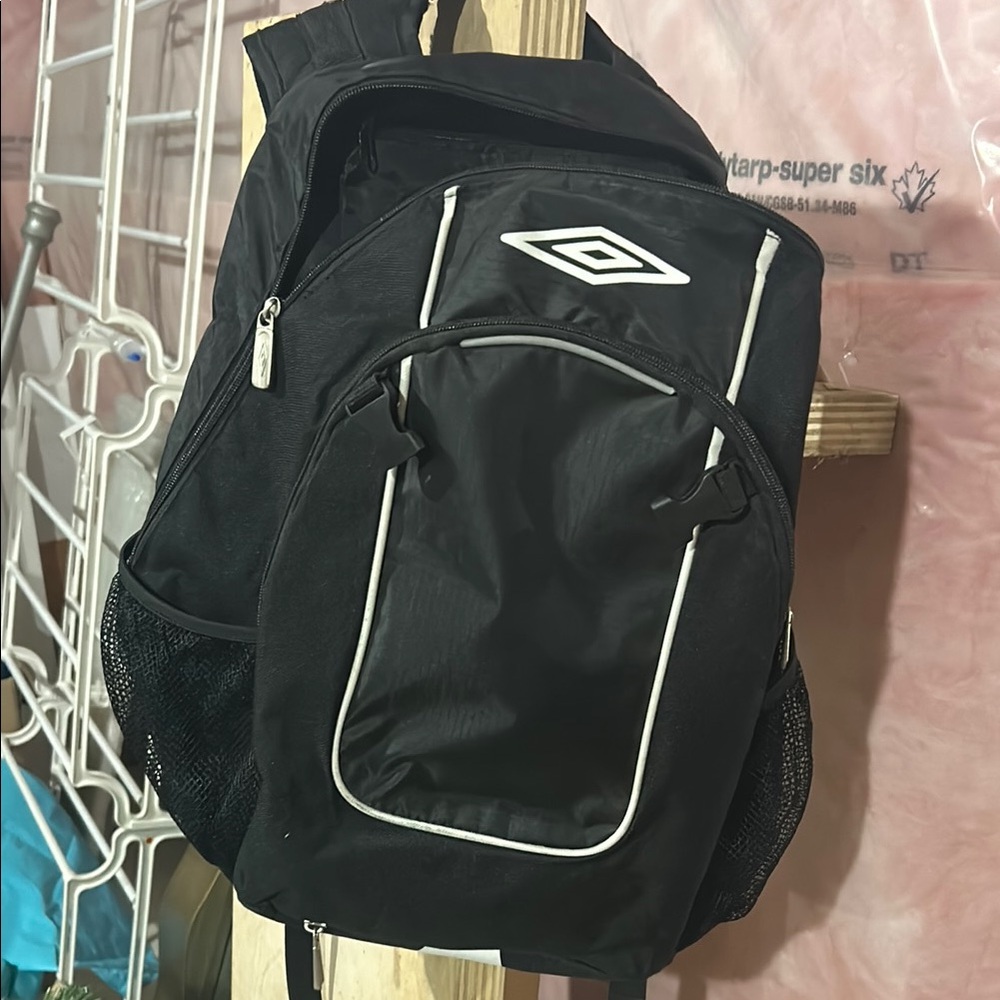 Umbro Black Athletic Backpack with Durable Design